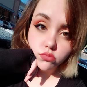 Meet your Posher, Micaela